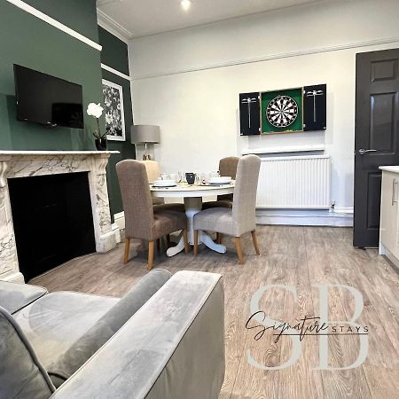 Stylish Home From Home In Derby - Great For Contractors, Groups & Families With Free Parking Bagian luar foto