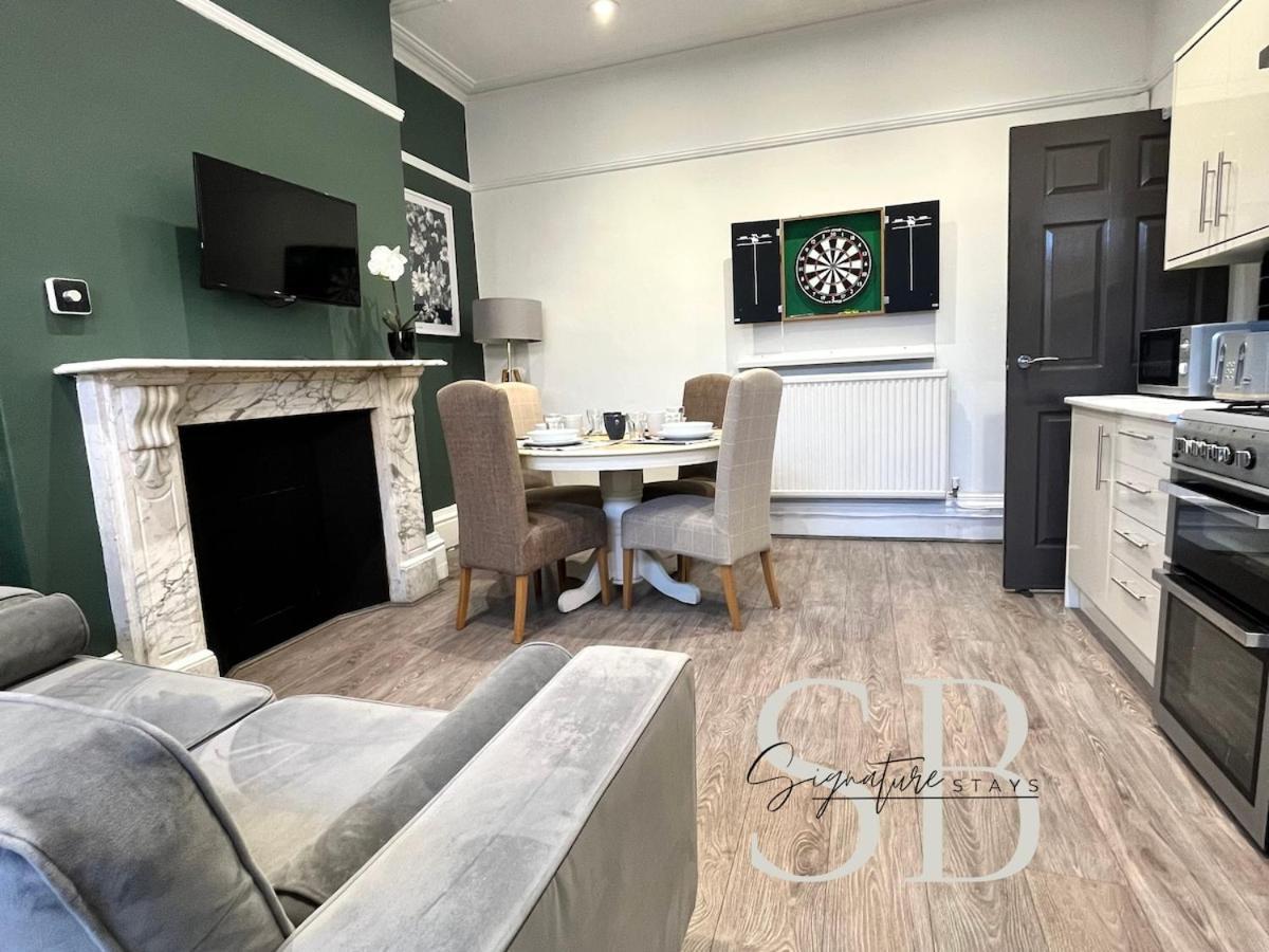 Stylish Home From Home In Derby - Great For Contractors, Groups & Families With Free Parking Bagian luar foto